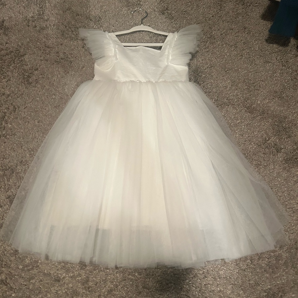 Elegant White Tulle Kids Dress